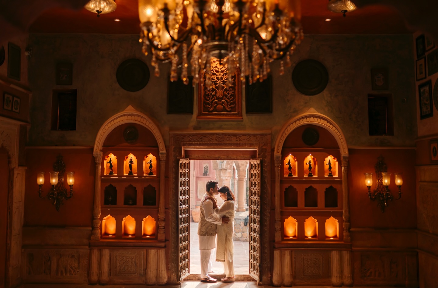 Wedding photography Delhi NCR — couple in Rajasthani palace